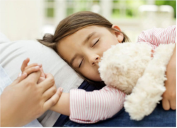 تاثیر و اهمیت خواب بر کودکان